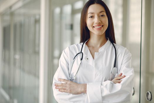 Equipo médico profesional en acción en Médica Sur, Ciudad de México