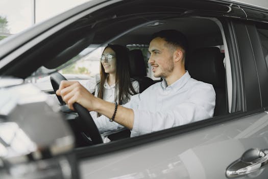Familia disfrutando de un viaje con su coche asegurado.