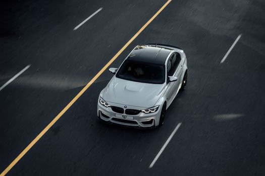 Ejemplo de póliza de seguros de coche en papel