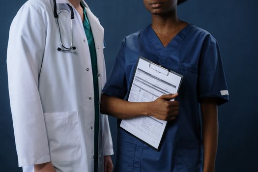 Infografía sobre especialidades médicas en Hospital Piedras Negras
