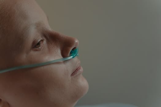 Terapeuta trabajando con paciente en Hospital Angeles