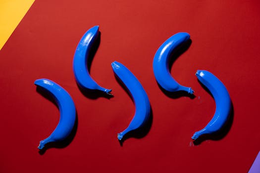 Médico explicando opciones de agrandamiento del pene a un paciente